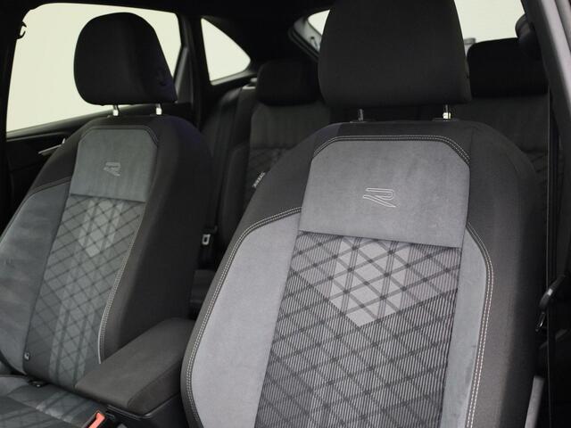 Volkswagen Taigo 1.0TSI/110PK R-Line DSG · App connect · Camera + parkeersensoren · Matrix-LED · Garantie tot mei 2026