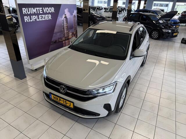 Volkswagen Taigo 1.0 TSI Life Business 110PK *NAVI*APP*ADAP*LM17*