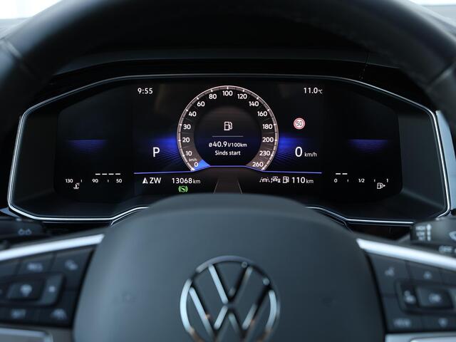 Volkswagen Taigo 1.5 TSI R-Line Business 150pk DSG | LED Matrix IQ | Navigatie | Climate control | Adaptive Cruise control | Licht en Zicht Pakket | Digital Dashboard | Stoelverwarming | Assistance Pakket