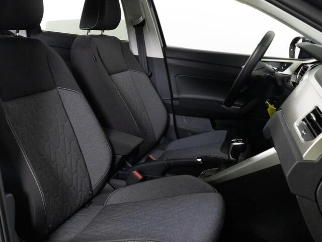 Volkswagen Taigo 1.0 TSI Move 115pk Automaat | Navigatie | Stoelverwarming | Adaptive cruise | Parkeersensoren |