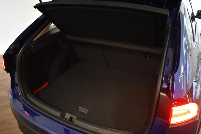 Volkswagen Taigo 1.0 TSI 115PK LIFE EDITION NAVI/PDC/TREKHAAK