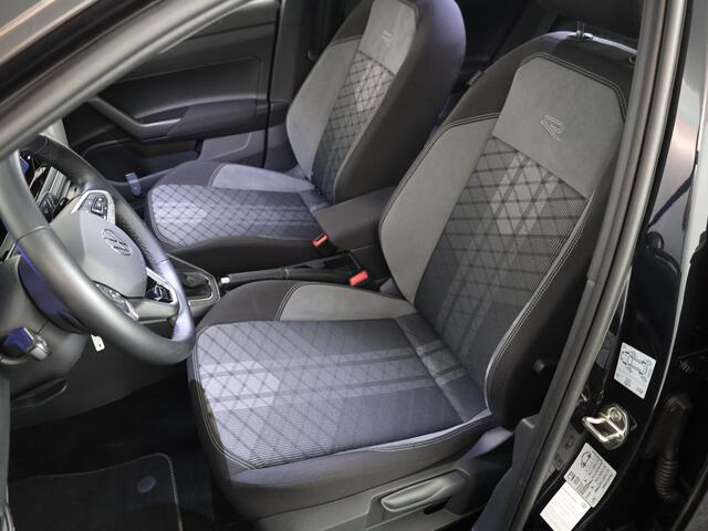 Volkswagen Taigo 1.0 TSI R-Line 115 pk Automaat (DSG) | Verlengde garantie | Navigatie via App | Parkeersensoren | Adaptieve cruise control | Black Style pakket | R-Line |