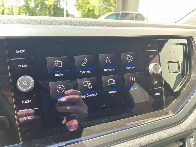 Volkswagen Taigo 1.0 TSI 115pk DSG R-Line · Camera · Keyless · Matrix LED · Apple/Android Car Play · Clima · Elek. Inklapbare Spiegels · ACC · Garantie t/m 14-06-2026