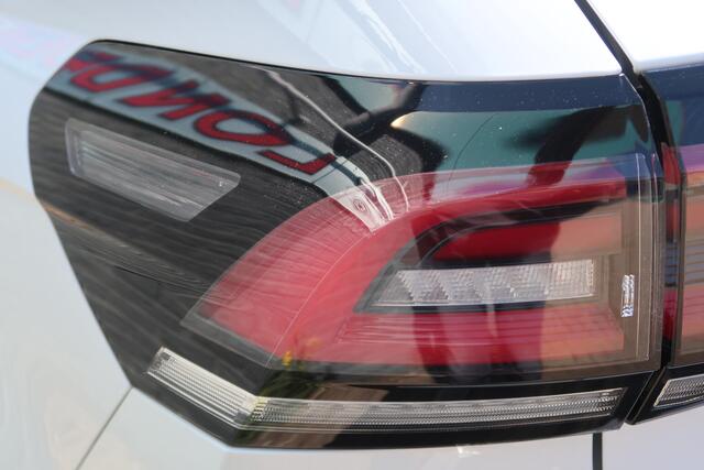 Volkswagen Taigo 1.0 TSI R-Line Eerste eigenaar digitaal dashboard
