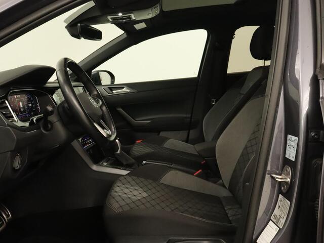 Volkswagen Taigo 1.0 TSI R-Line | Panoramadak| Camera | Virtual cockpit | Stoelverwarming | Navigatie | Carplay | LMV 18 inch | Getint glas | LED