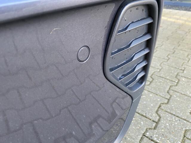 Volkswagen Taigo 1.0 TSI Life Business App Connect , Stoelverwarming, Navigatie