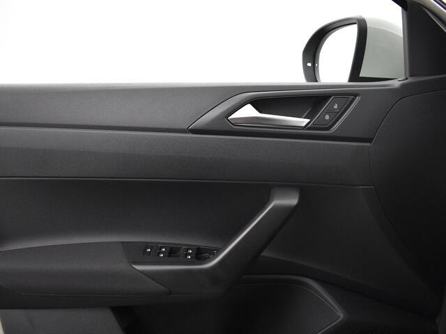 Volkswagen Taigo Edition 1.0 TSI 95 pk 5 versn. Hand · Zijruiten achter en achterruit getint · Multifunctioneel stuurwiel ·