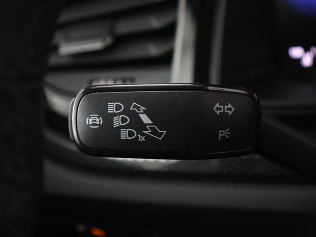 Volkswagen Taigo 1.0 TSI Life Business | Stoelverwarming | Carplay | Navigatie | Full LED | Adaptive cruise | Climate control | Bluetooth | Virtual Cockpit | DAB | Parkeerhulp