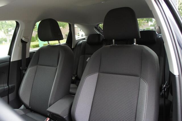 Volkswagen Taigo 1.0 TSI Life Business | CARPLAY | PARKEERHULP V+A | STOELVERW | DAB