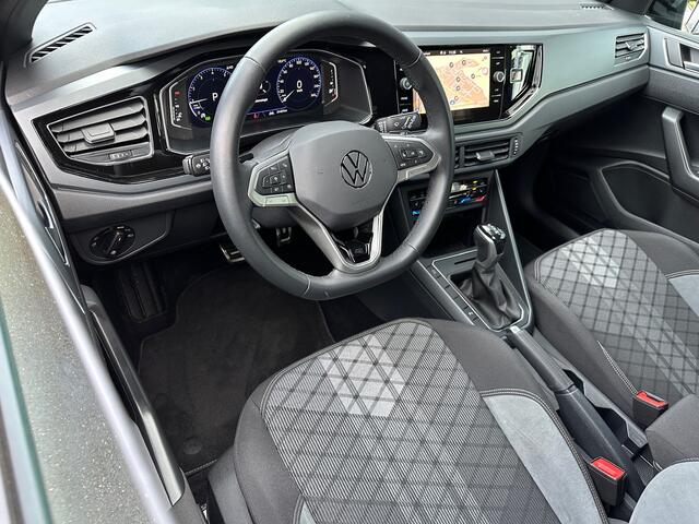 Volkswagen Taigo 1.5 TSI 150pk DSG R-Line | Trekhaak | IQ light | Camera | Navi | Virtual | Rijklaar incl. garantie