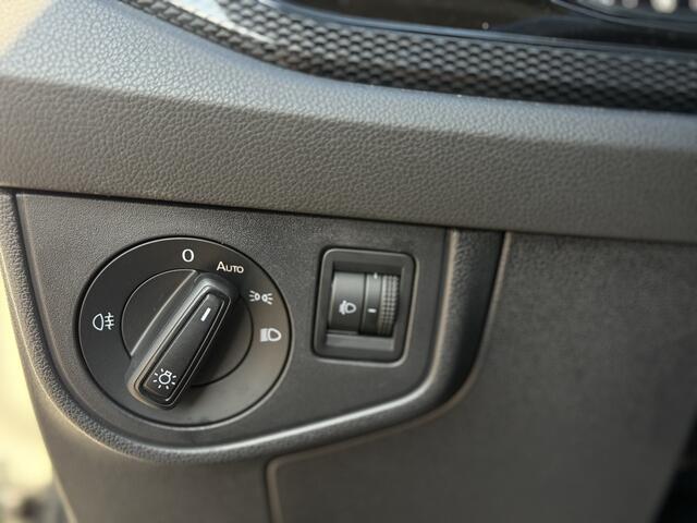 Volkswagen Taigo 1.0 TSI Life | Airco | ACC | Apple Carplay/Android Auto | LM Velgen | PDC V+A | Trekhaak | 1e Eigenaar | Ndl auto | RIJKLAARPRIJS INCL 12 MAANDEN GARANTIE EN BEURT