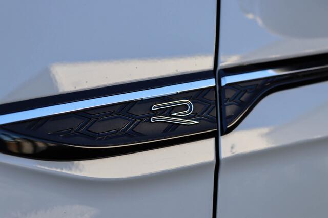 Volkswagen Taigo R-Line 1.5 TSI DSG Pano l Adaptive l VOL OPTIE