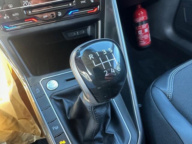 Volkswagen Taigo 1.0 TSI Style, LED, Keyless, Virtual Display, Apple Carplay