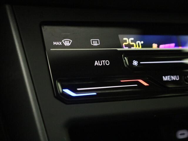 Volkswagen Taigo 1.0TSI/116PK R-Line · Panoramadak · Apple/Android Car Play · Alcantara/Stof · Garantie t/m 18-03-2027