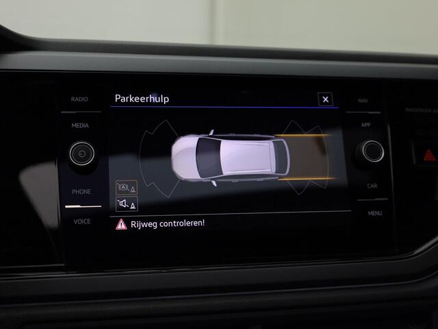 Volkswagen Taigo 1.0TSI/116PK R-Line · Panoramadak · Apple/Android Car Play · Alcantara/Stof · Garantie t/m 18-03-2027
