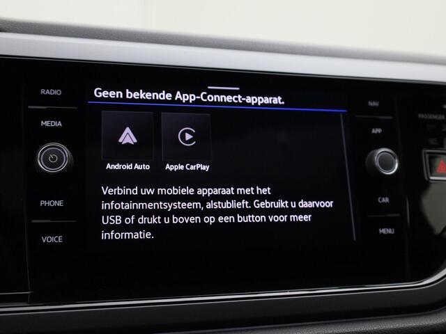 Volkswagen Taigo 1.0TSI/116PK R-Line DSG · Panoramadak · Apple/Android · Alcantara/Stof · Garantie t/m 06-03-2027