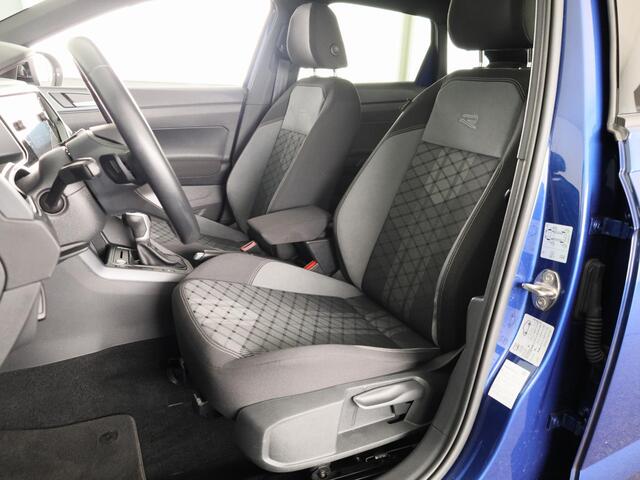 Volkswagen Taigo 1.0 TSI R-Line Business 110 PK | automaat (DSG) | Panoramadak | Camera | stoelverwarming | keyless entry | 18 inch