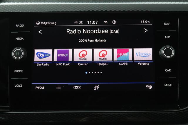 Volkswagen Taigo 1.0 TSI 110pk DSG Life | Automaat | Camera | Stoelverwarming |