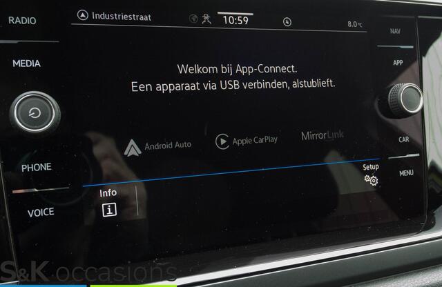 Volkswagen Taigo 1.5 TSI R-Line PANO Navi ACC Keyless