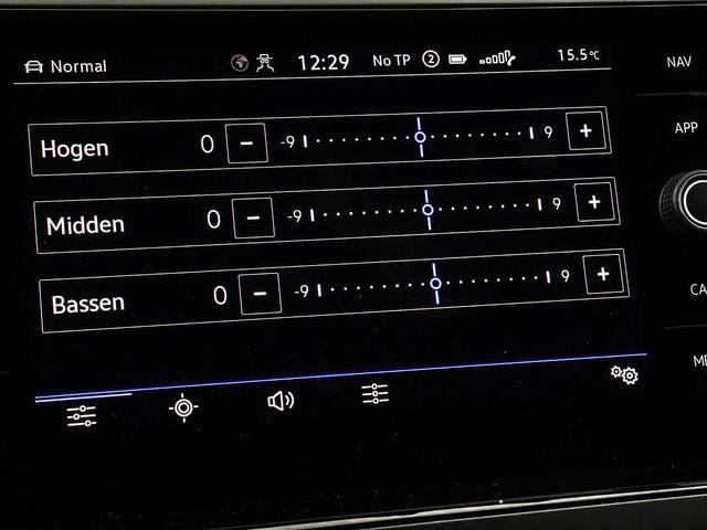 Volkswagen Taigo 1.0TSI/115PK R-Line DSG · Keyless · Apple Carplay/Android Auto · Camera + Parkeersensoren ·Garantie t/m 27-03-2027