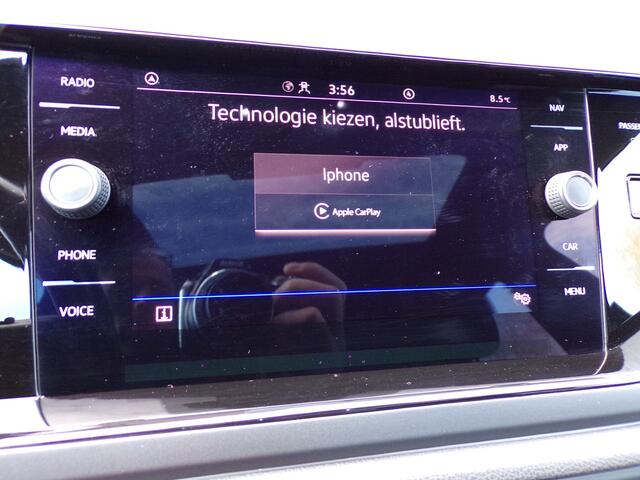 Volkswagen Taigo 1.0 TSI R-Line DSG Pano Carplay Virtual Cockpit Nieuwstaat!!!