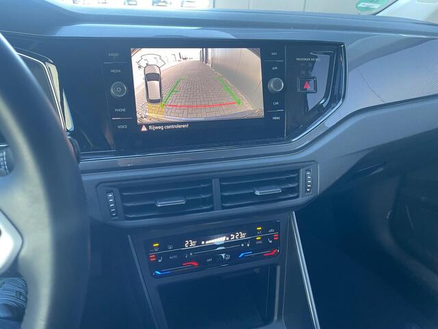 Volkswagen Taigo 1.5 TSI R-Line 1500kg DSG Automaat Bj 2022 Km 38177, trekhaak, achteruitrijcamera, carplay, stoelverwarming, led, pdc, cruisecontrol, klimaat airconditioning, digitale klokken