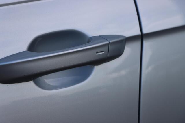 Volkswagen Taigo 1.0 TSI R-Line 110pk DSG7 | Carplay | Camera | IQ. Drive | Stoelverwarming | Navi