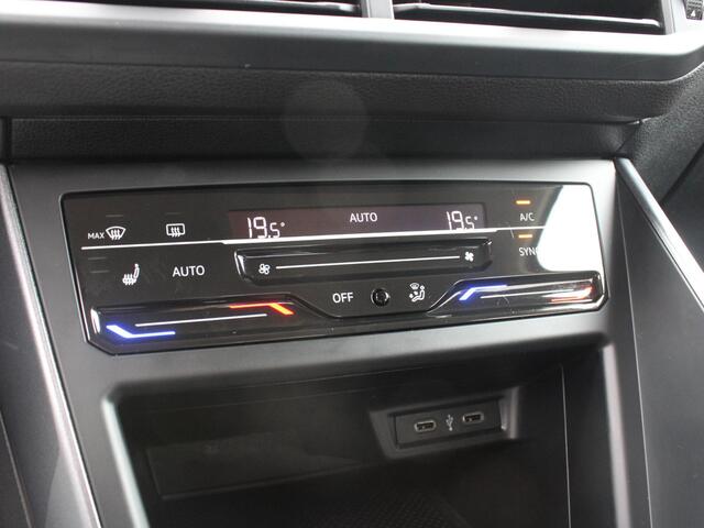 Volkswagen Taigo 1.0 TSI Style | APPLE CARPLAY | STOELVERWARMING |