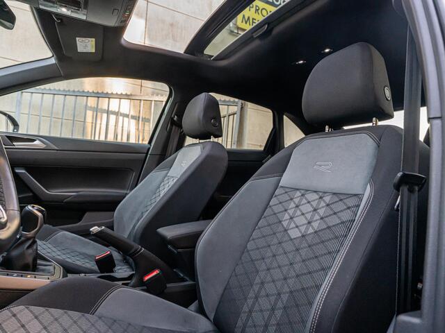 Volkswagen Taigo 1.0 TSI R-Line Business Pano Camera Beats