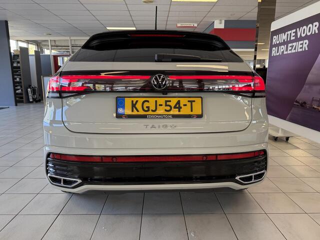Volkswagen Taigo 1.0 TSI R-Line DSG 116PK *PANO**IQ*APP*ACC*LM18*