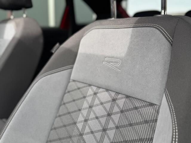 Volkswagen Taigo 1.0TSI 115pk DSG R-Line Black Style | Pano | IQ.Light | ACC