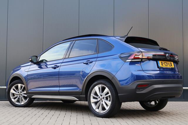 Volkswagen Taigo 1.0 TSI Life Business Automaat | Panoramadak | Stoelverwarming | IQ Light | Active Info Display | 17 Inch | Apple Carplay / Android Auto