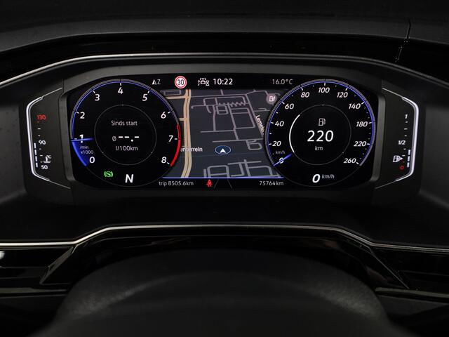 Volkswagen Taigo 1.0 TSI R-Line | DSG Automaat | Camera | Stoelverwarming | Apple Carplay & Android Auto |