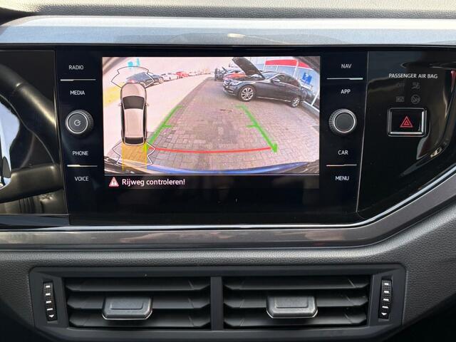 Volkswagen Taigo TSI AUTOMAAT NAVI PANODAK CAMERA CARPLAY AIRCO