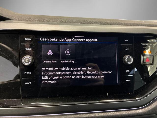 Volkswagen Taigo 1.0 TSI 115pk R-Line · Panoramadak · Apple/Android Car Play · Adaptive Cruise Control · Sfeerverlichting · LED Koplampen · 17"Velgen ·