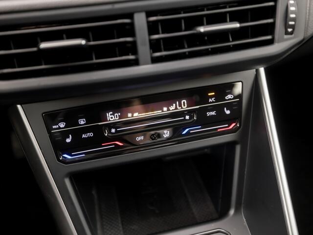 Volkswagen Taigo 1.0 TSI Life Sport (PANORAMADAK, 1e EIGENAAR, APPLE CARPLAY, GROOT NAVI, CLIMATE, STOELVERWARMING, SPORTSTOELEN, GETINT GLAS, IQ LIGHT, NIEUWSTAAT)