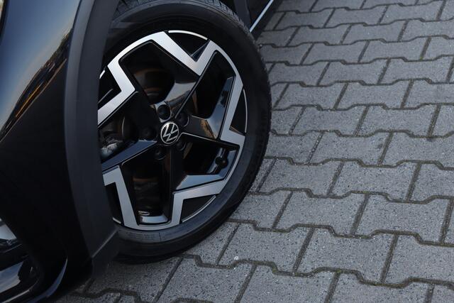 Volkswagen Taigo 1.5 TSI R-Line | Trekhaak | Camera | ACC |