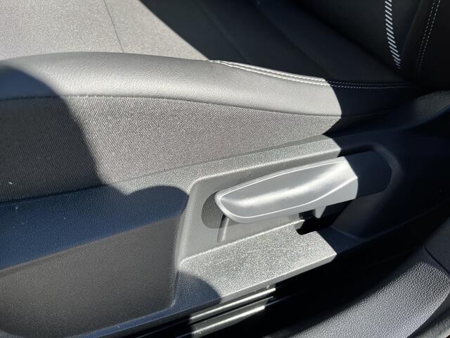 Volkswagen Taigo 1.0 TSI Style / CRUISE/ CLIMATE/ LED/ APP-CONNECT/ DAB/ PARK. SENSOREN V&A/ 17"LMV
