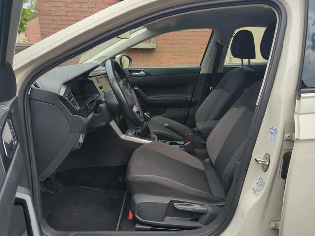 Volkswagen Taigo 1.0 TSI 95PK Life / App Connect / Cruise Control / Parkeersensor / 16 "LMV