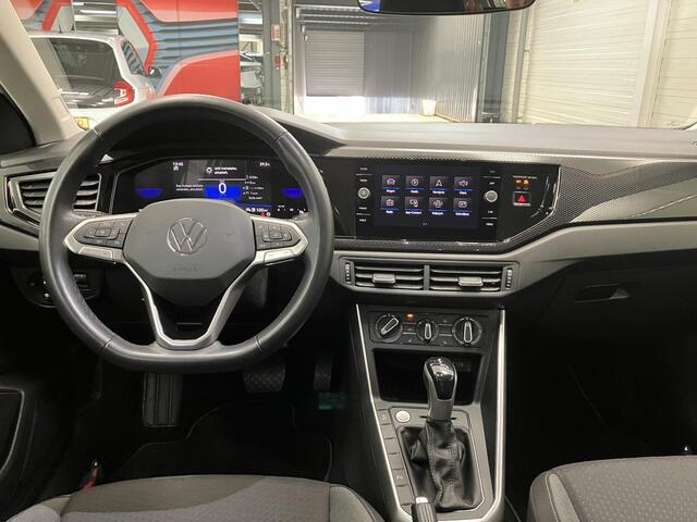 Volkswagen Taigo 1.0 TSI Life / Nederlandse Auto / Navigatie / Stoelverwarming / Camera / Parkeersensoren Voor + Achter / Adaptive Cruise Control / Airco /