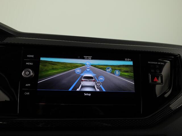 Volkswagen Taigo Life Edition 1.0 TSI 95 PK 5 versn. Hand | Climatronic | Trekhaak | Stoelverwarming | Camera |