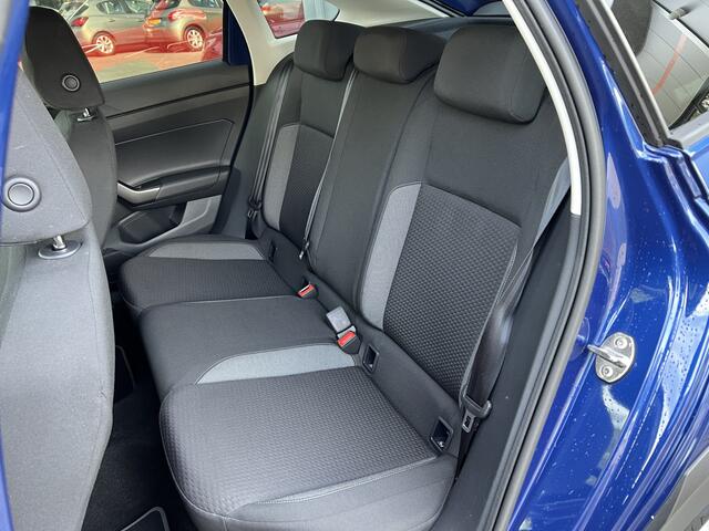 Volkswagen Taigo 1.0 TSI Life | Camera | Climate control | Stoelverwarming |