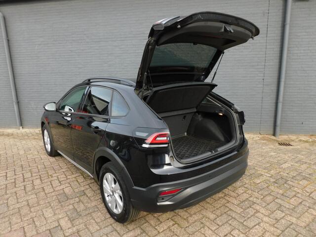 Volkswagen Taigo 1.0 TSI Life Business 1e EIGENAAR! CARPLAY/ANDROID! STOELVERW! NAVI! DEALER ONDERHOUDEN!