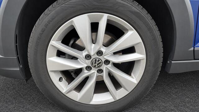 Volkswagen Taigo 1.0 TSI Life Business Voorstoelen verwarmbaar / Navi / Adaptive Cruise Control