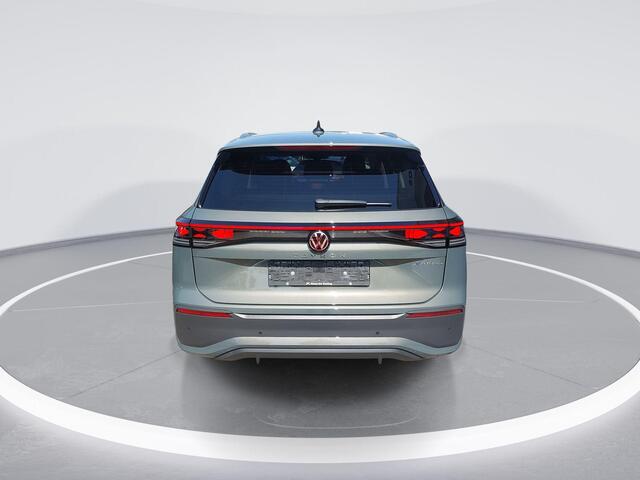 Volkswagen Tayron Life Edition 1.5 eHybrid 204 pk 6 versn. DSG · Comfort pakket · Trekhaak incl. aanhangermanoeuvreerhulp (trailer assist) · MEGA Sale