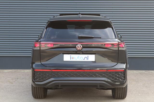 Volkswagen Tayron 1.5 eHybrid 272PK R-Line Black Style IQ.Light/Pano/Keyless/360/DCC/ACC/Dodehoek/20"/Trekhaak wegkl.