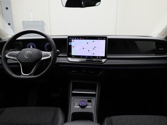 Volkswagen Tayron 1.5eTSI/150PK Life 7p. DSG · 360° Camera + Parkeersensoren · Trekhaak · Stoel-& stuurverwarming · Garantie tot mei 2025