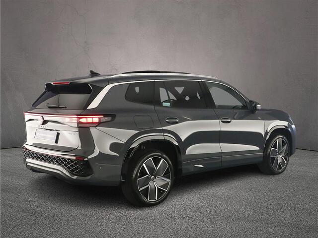 Volkswagen Tayron R-Line Edition 1.5 TSI eHybrid 272pk DSG Automaat Trekhaak, Panoramadak, Adaptive cruise control, Navigatie, 360 camera, Elektrische achterklep