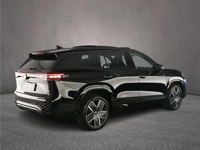 Volkswagen Tayron R-Line Edition 1.5 TSI eHybrid 272pk DSG Automaat Trekhaak, Panoramadak, Adaptive cruise control, 360 camera, Achteruitrijcamera, LED matrix koplampen