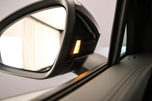 Volkswagen Tayron R-Line Edition 1.5 TSI eHybrid 272pk DSG Automaat Trekhaak, Panoramadak, Achteruitrijcamera, Elektrische achterklep, Adaptive cruise control